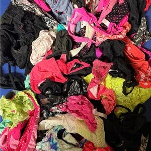 Women's Intimates panty Collection vs pink etc. sz. Small medium